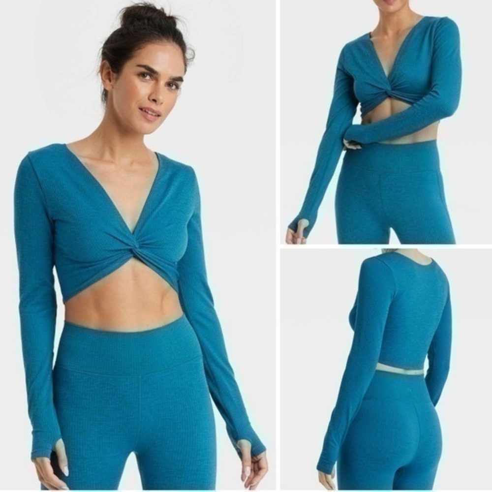 JoyLab Blue Long Sleeve Crop Top